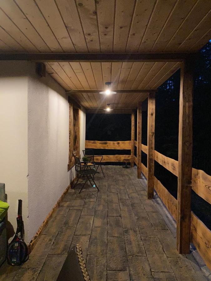 Domek Serce Lasu Hutki Εξωτερικό φωτογραφία