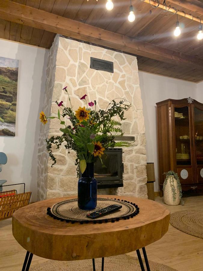 Domek Serce Lasu Hutki Εξωτερικό φωτογραφία